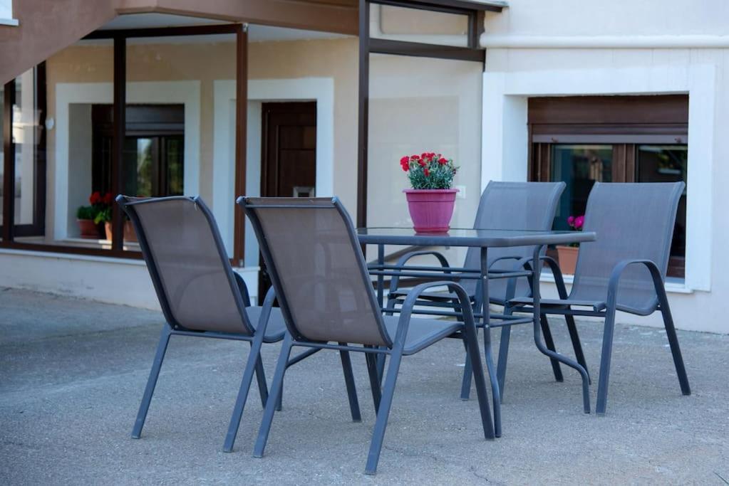 Olivo Apartment
